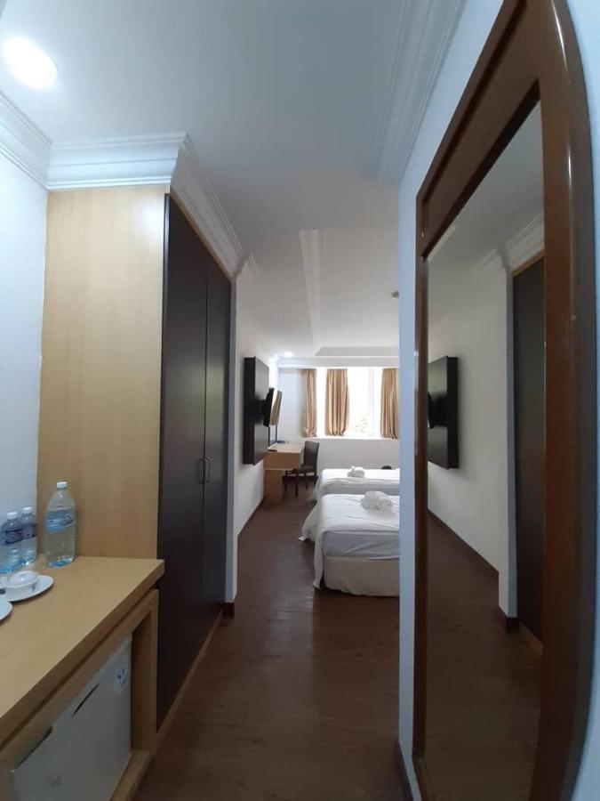 Sara Hotel Лабуан Екстериор снимка