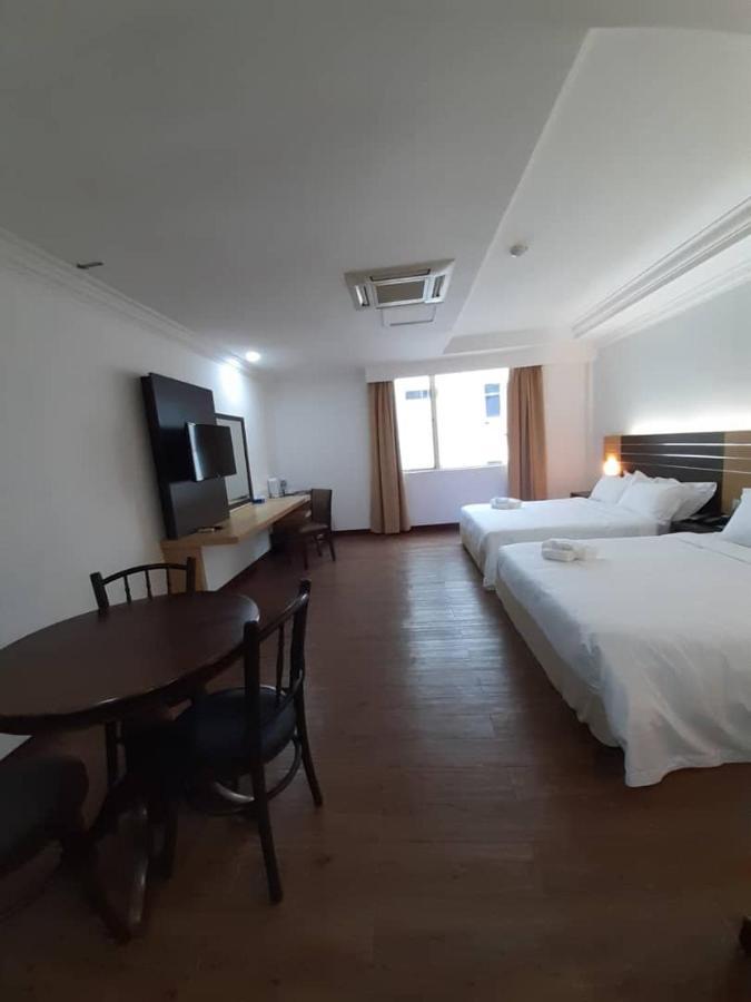 Sara Hotel Лабуан Екстериор снимка